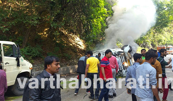 ಶಿರಾಡಿ: ಟೆಂಪೊ ಟ್ರಾವೆಲರ್-ಟೆಂಪೊ ಢಿಕ್ಕಿ